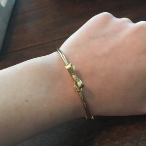 NEW Kate Spade Skinny Minny Gold Bow Bangle Bracel - Picture 4 of 5